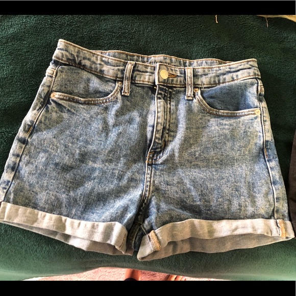 Lot of Target (wild fable and universal thread) high rise shorts - Picture 4 of 15